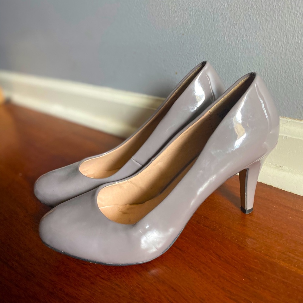 Grey Faux Leather Basic Heel